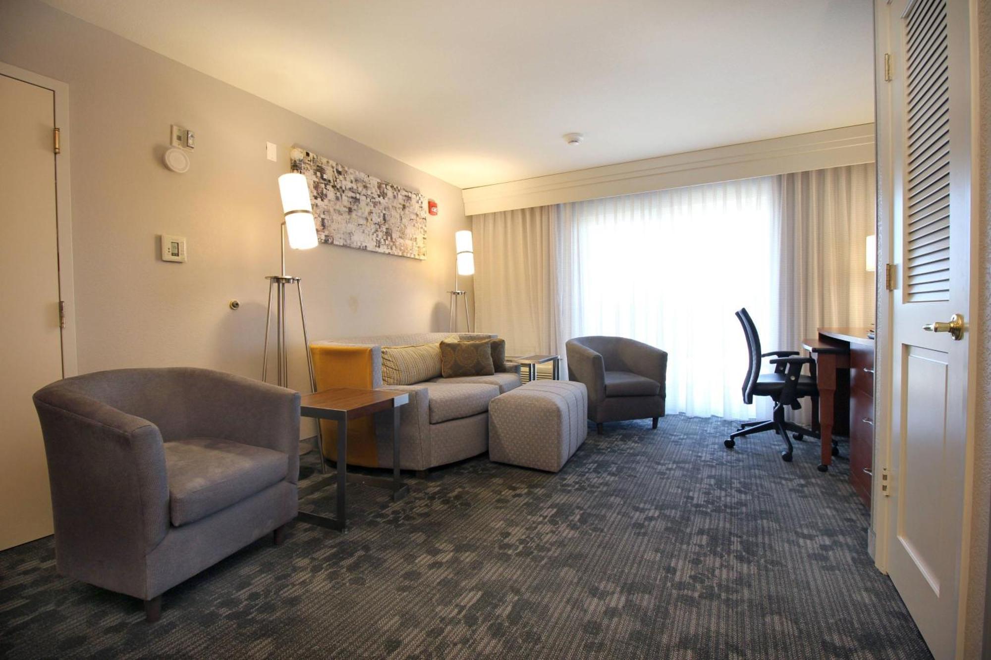 Courtyard By Marriott Merced Exterior foto